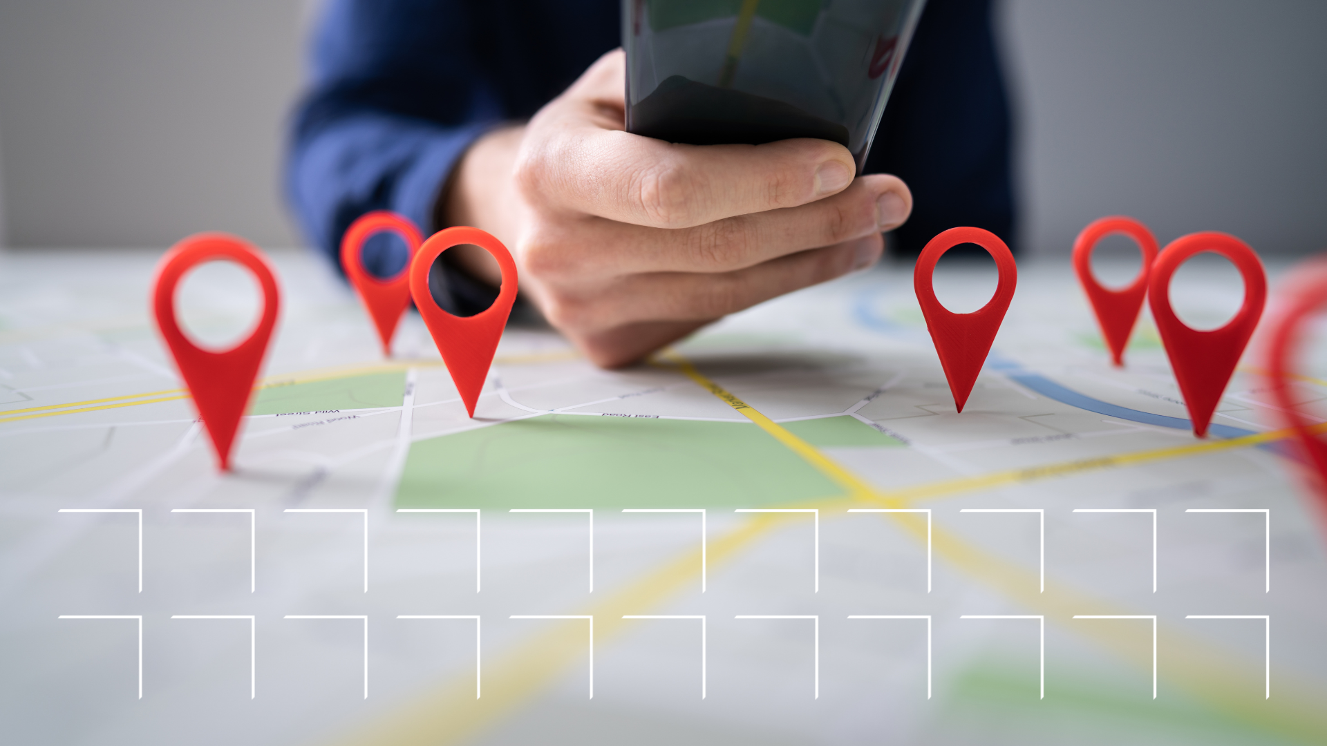 How Enterprise Brands Respond to Thousands of Reviews a Week Without Losing Brand Voice