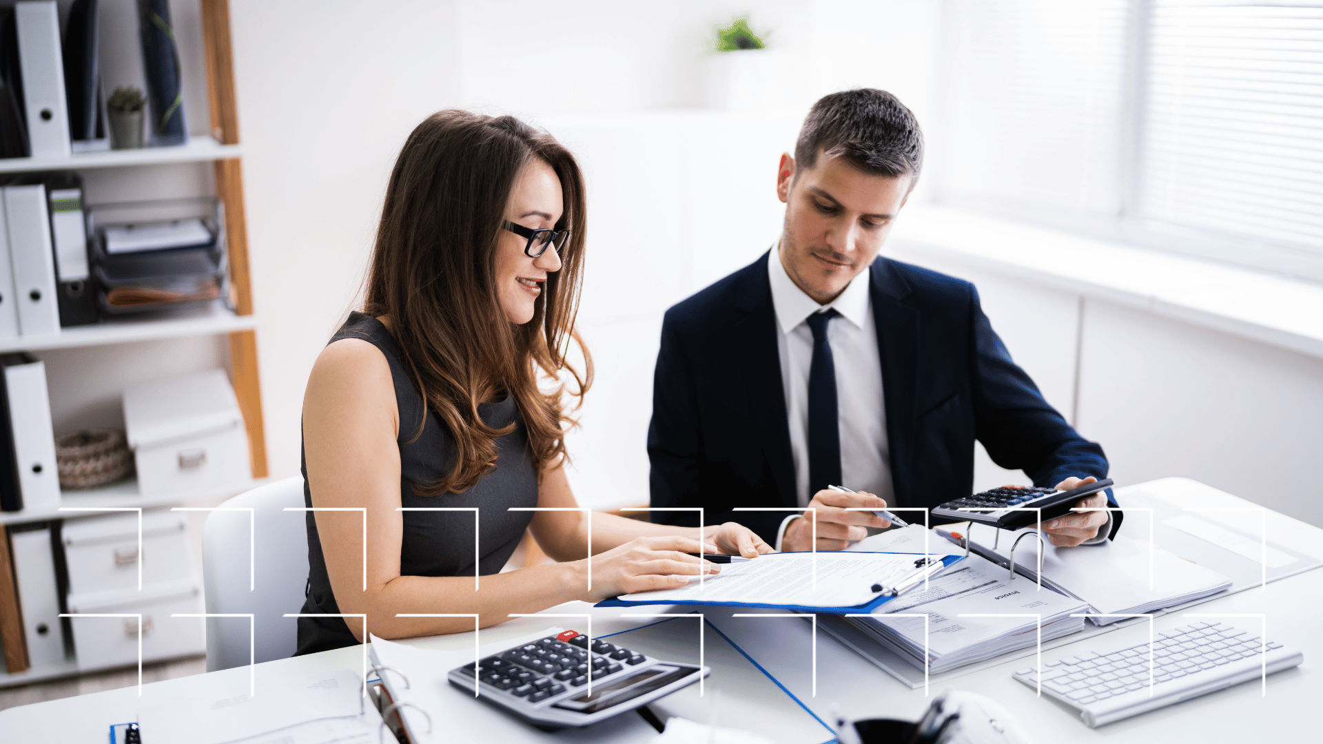 Local Visibility Benchmarks for Financial Services: How to Outperform the Category Average